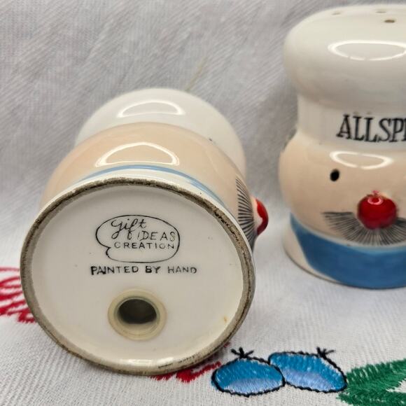 Ceramic Chef Head Spice Shakers Set - Allspice Cinnamon Paprika - Picture 7 of 7
